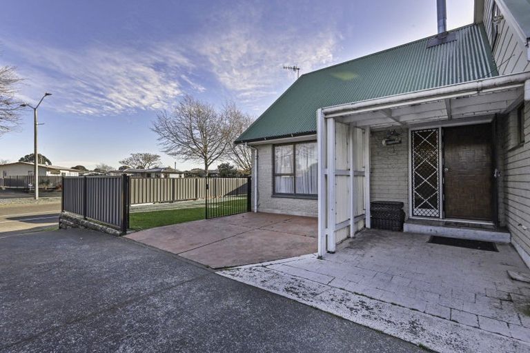 Photo of property in 204 Flaxmere Avenue, Flaxmere, Hastings, 4120