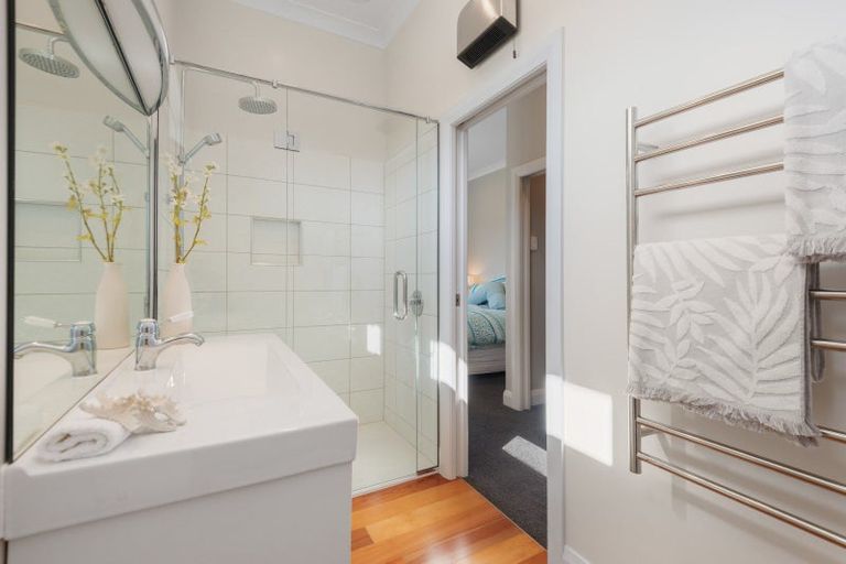 Photo of property in 291 Gladstone Road North, Mosgiel, 9092