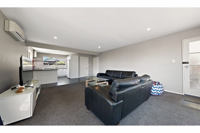 Photo of property in 1/63b Waimairi Road, Upper Riccarton, Christchurch, 8041