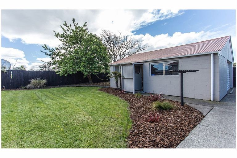 Photo of property in 1 Alport Place, Woolston, Christchurch, 8023