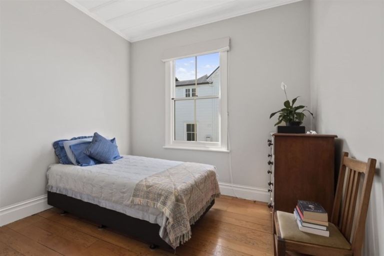 Photo of property in 5 St Aubyn Street, Devonport, Auckland, 0624