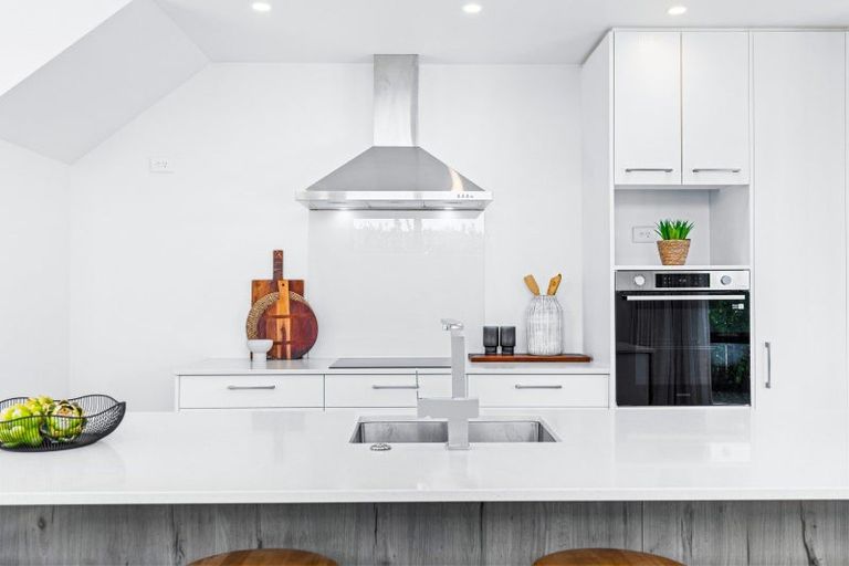 Photo of property in 35 Carder Court, Hobsonville, Auckland, 0618