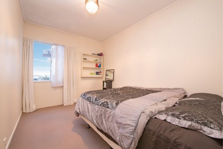 Photo of property in 2/21 Aliford Avenue, One Tree Hill, Auckland, 1061