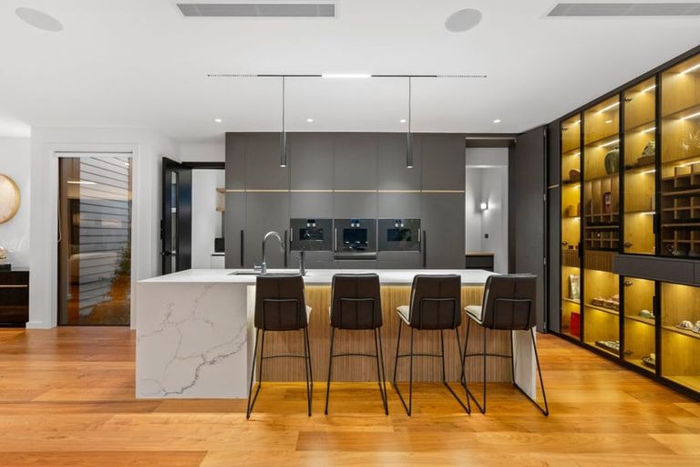 Photo of property in 4 Taku Close, Long Bay, Auckland, 0630