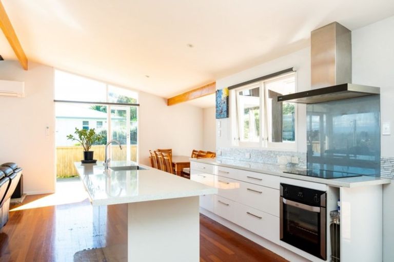 Photo of property in 43 Joll Road, Havelock North, 4130