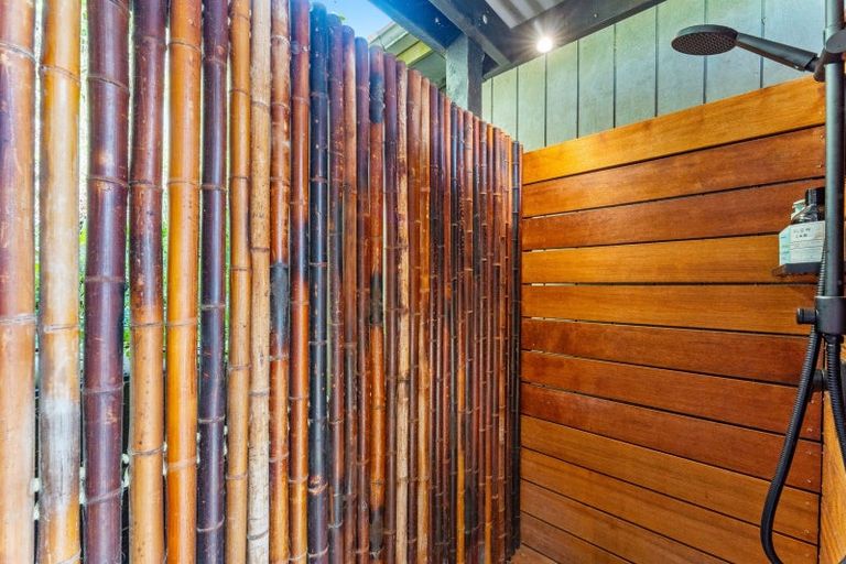 Photo of property in 25 Berridge Road, Muriwai, Waimauku, 0881