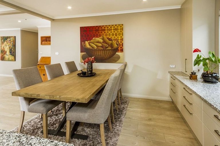 Photo of property in 724a East Coast Road, Pinehill, Auckland, 0632