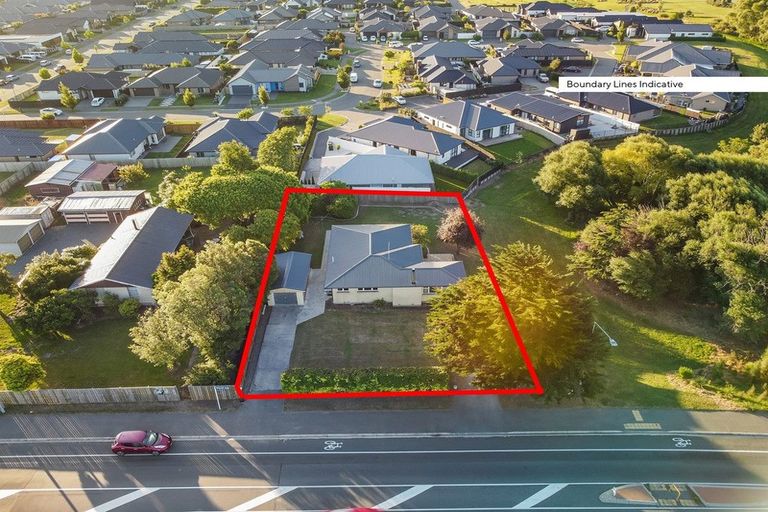 Photo of property in 302 Wigram Road, Wigram, Christchurch, 8025