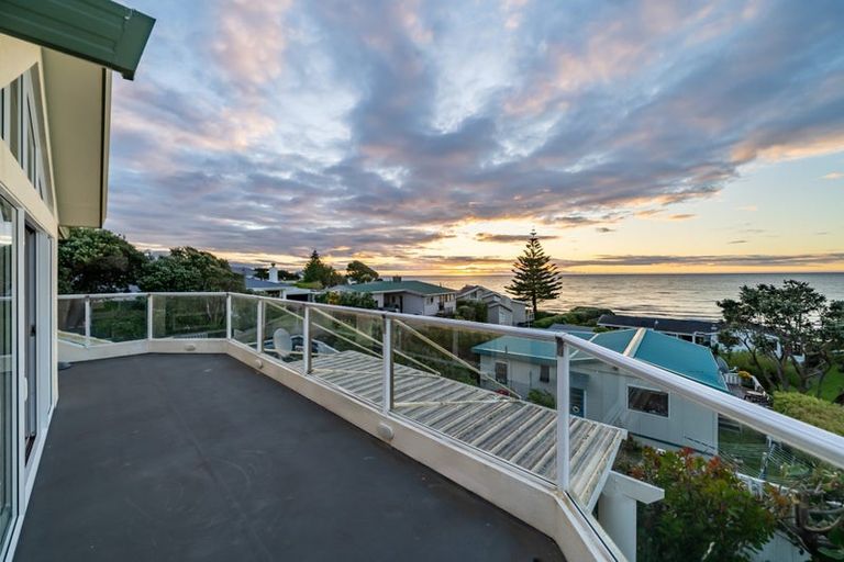 Photo of property in 333 Rosetta Road, Raumati Beach, Paraparaumu, 5032