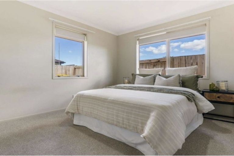 Photo of property in 5 Rosella Drive, Welcome Bay, Tauranga, 3112