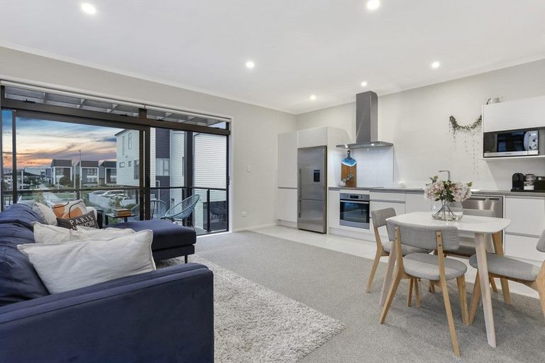 Photo of property in 23 Tuatua Road, Hobsonville, Auckland, 0616