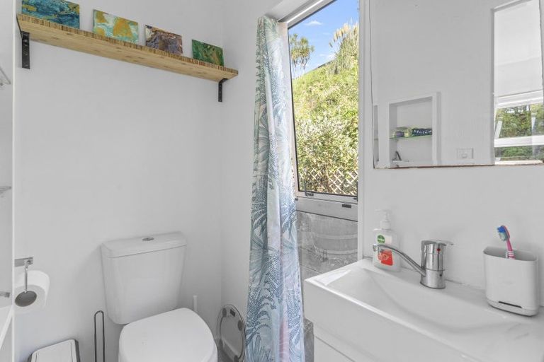 Photo of property in 61 Renown Road, Raumati South, Paraparaumu, 5032