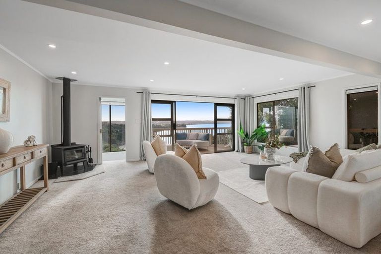 Photo of property in 28 Duncansby Road, Stanmore Bay, Whangaparaoa, 0932