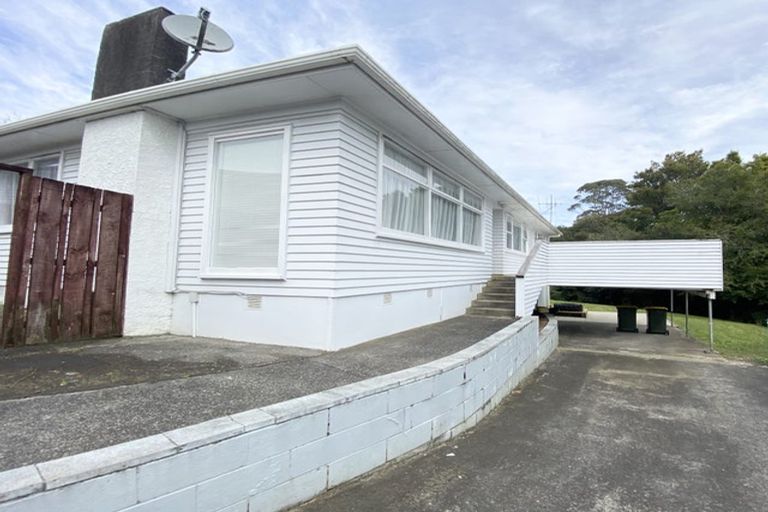 Photo of property in 98 Lauderdale Road, Birkdale, Auckland, 0626