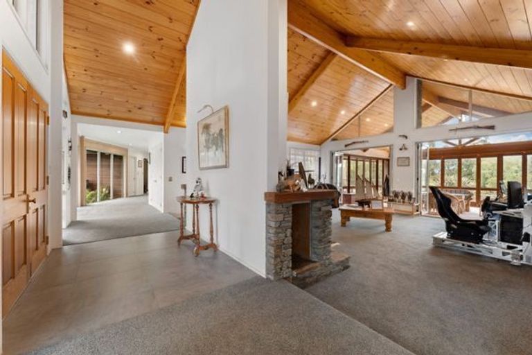 Photo of property in 40 Foster Road, Kumeu, 0891