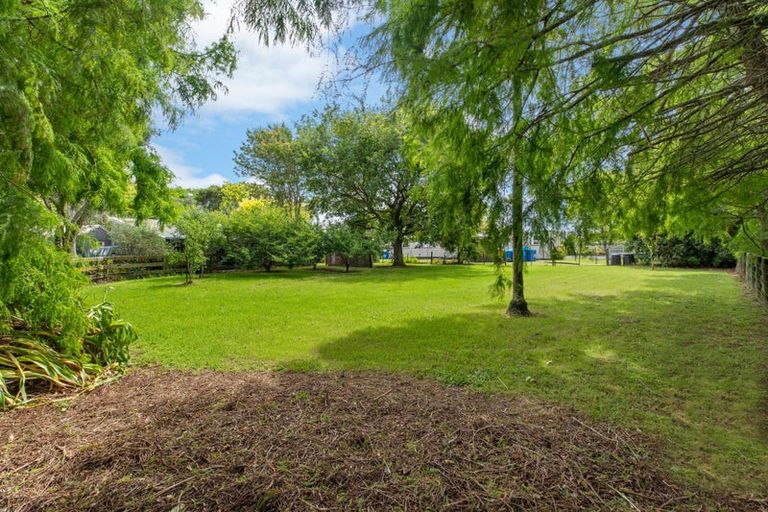 Photo of property in 56 Te Pua School Road, Helensville, 0875