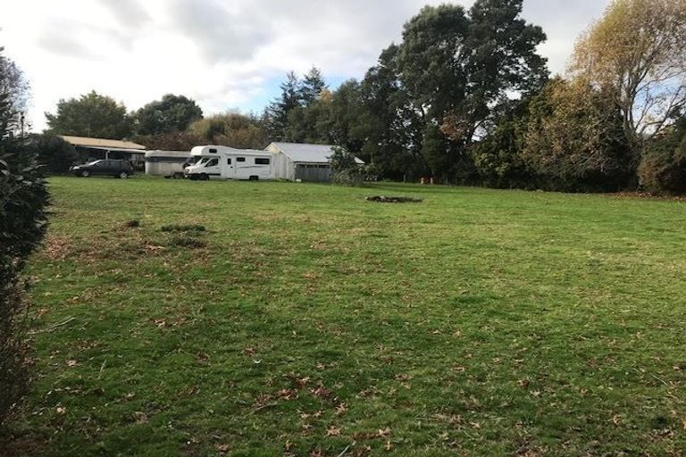 Photo of property in 275 Thornton Road, Cambridge, 3496