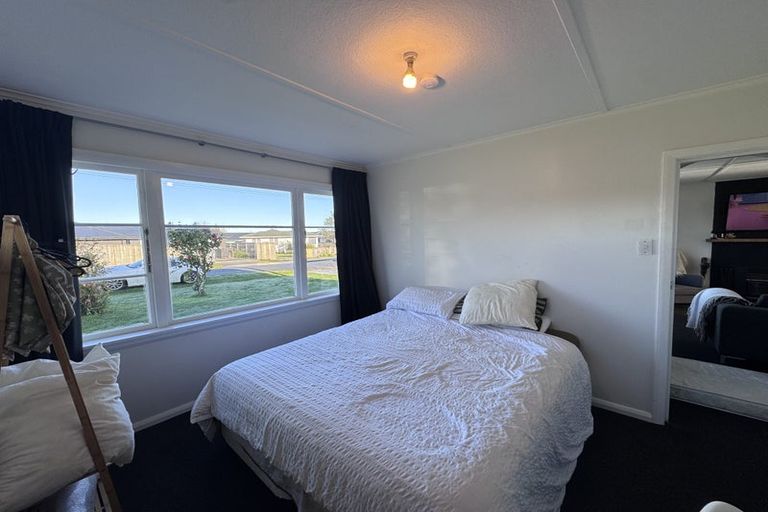 Photo of property in 71 Hedges Street, Sanson, 4817