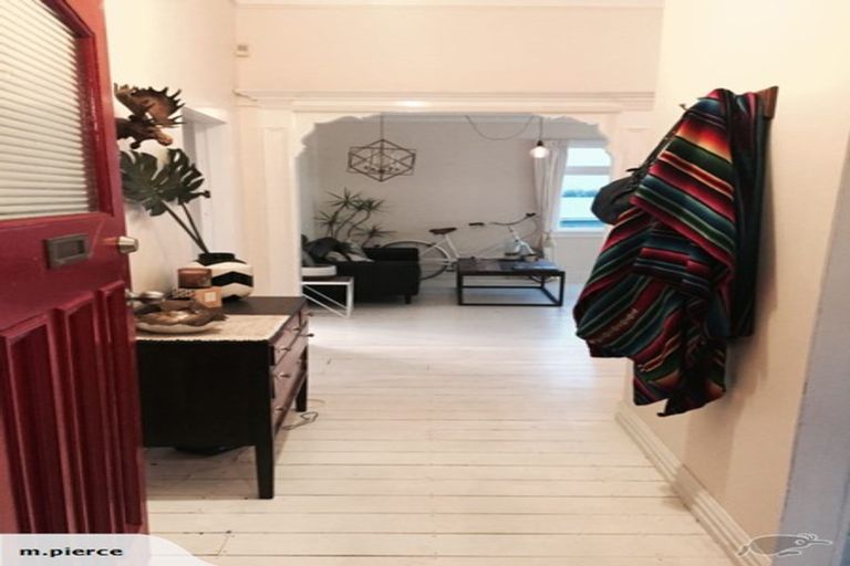 Photo of property in 1/194 Waimumu Road, Massey, Auckland, 0614