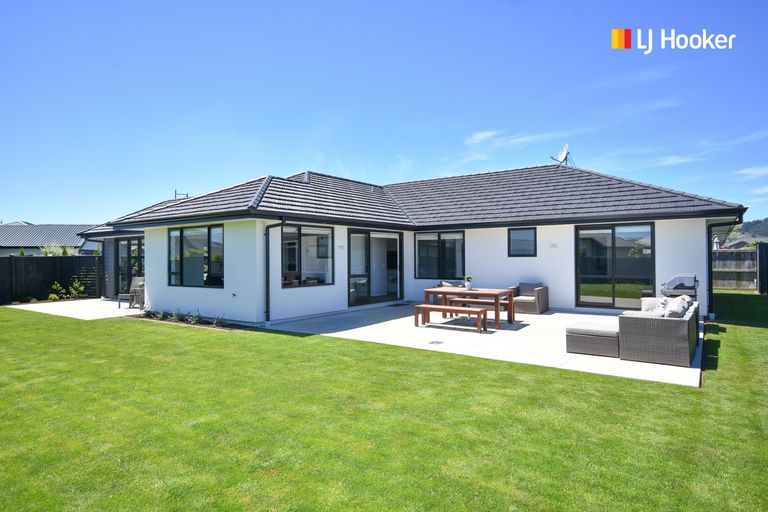 Photo of property in 9 Kinloch Place, Mosgiel, 9024