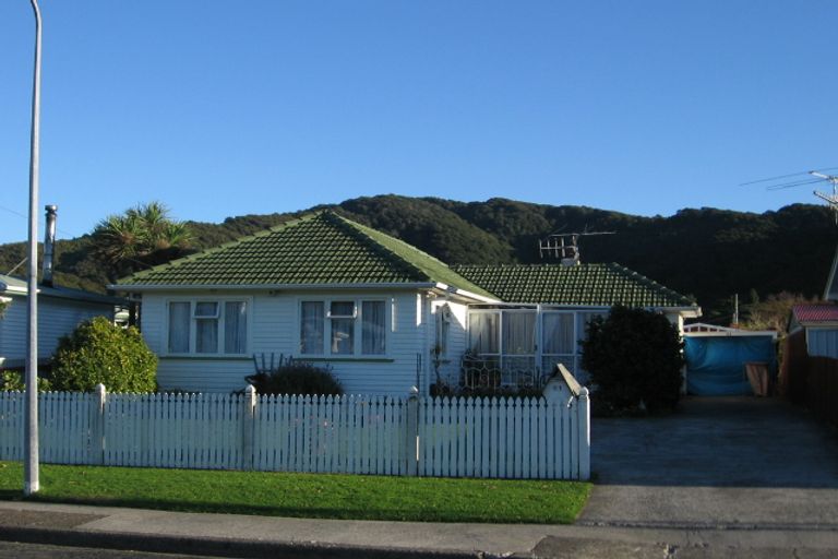 Photo of property in 61 Konini Street, Wainuiomata, Lower Hutt, 5014