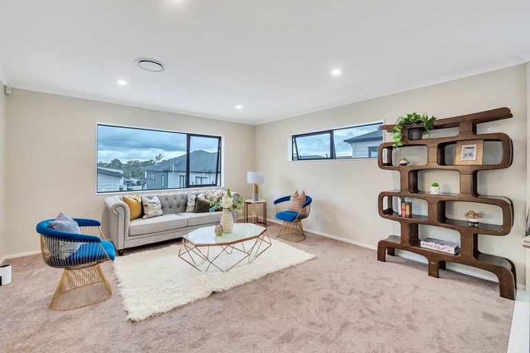 Photo of property in 55 Craigs Way, Hobsonville, Auckland, 0616
