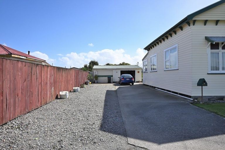 Photo of property in 30 Queen Street, Westport, 7825