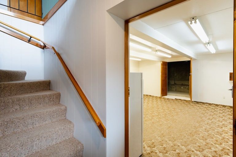 Photo of property in 15 Kinmont Crescent, Kinmont Park, Mosgiel, 9024