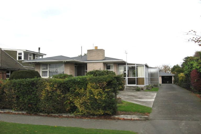Photo of property in 1/6a Shearer Avenue, Papanui, Christchurch, 8052