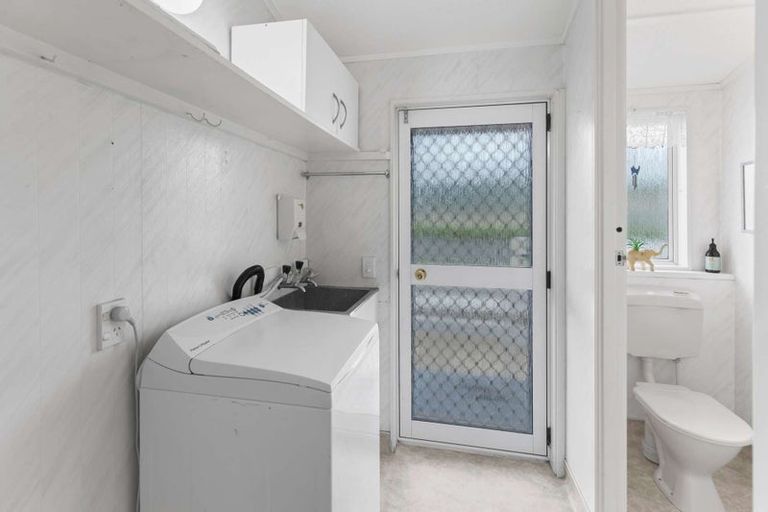 Photo of property in 10 Pirinoa Street, Feilding, 4702