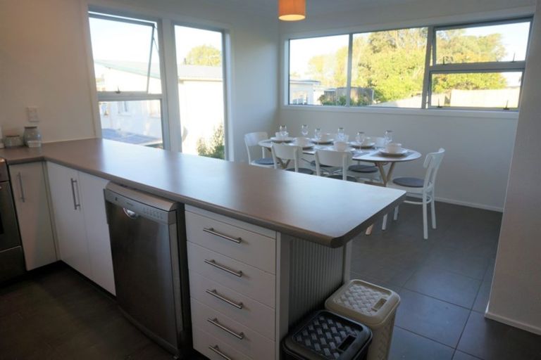 Photo of property in 871 Whangaparaoa Road, Manly, Whangaparaoa, 0930