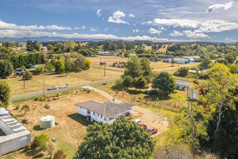 Photo of property in 18 Murchison Street, Tikokino, Waipawa, 4273