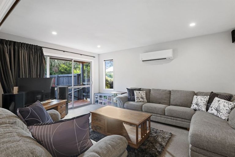 Photo of property in 292 Keyes Road, New Brighton, Christchurch, 8083