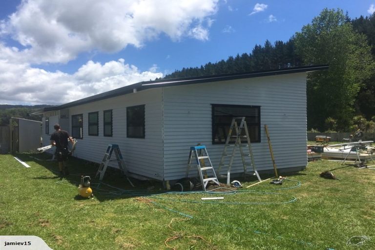 Photo of property in 40 Alf Simpson Drive, Whitianga, 3510