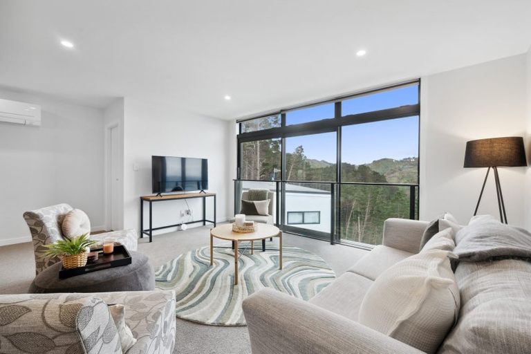 Photo of property in 15 Nanda Way, Khandallah, 6035