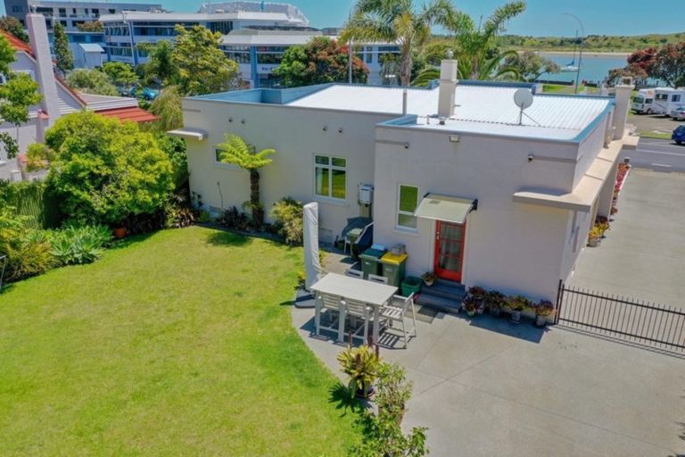Photo of property in 23 The Strand, Whakatane, 3120