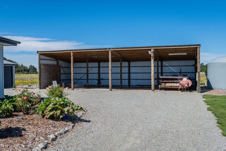Photo of property in 72 Arowhenua Station Road, Kerrytown, Timaru, 7973
