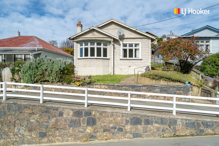 Photo of property in 125 Caversham Valley Road, Calton Hill, Dunedin, 9012