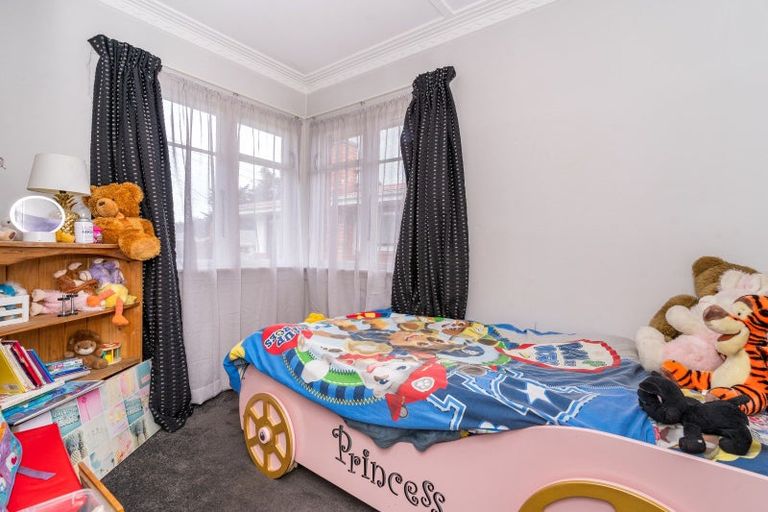 Photo of property in 1 Watson Street, Green Island, Dunedin, 9018