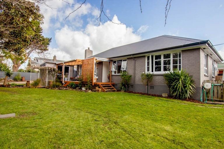 Photo of property in 10 Bush Street, Paeroa, 3600