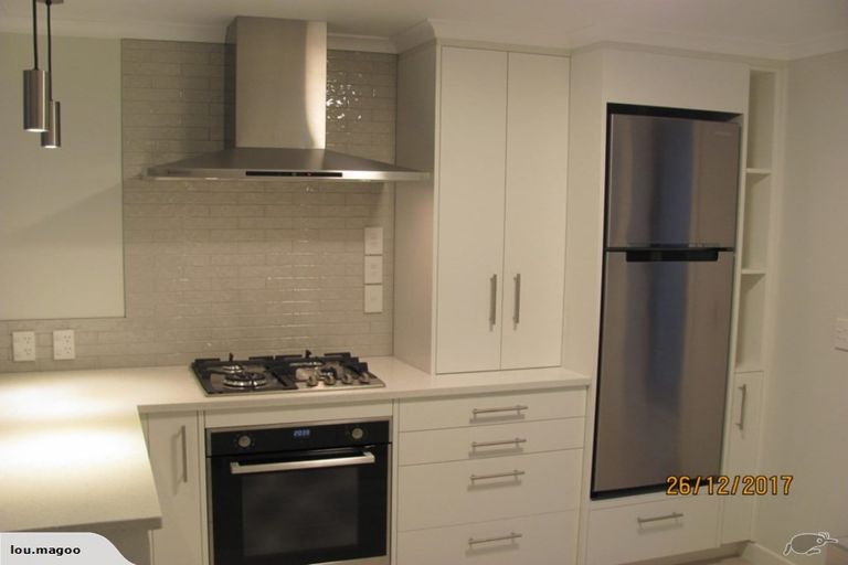 Photo of property in 12 Meadowvale Avenue, Forrest Hill, Auckland, 0620