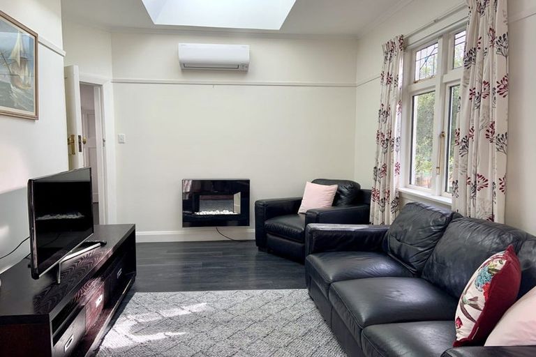 Photo of property in 26 Simeon Quay, Lyttelton, 8082