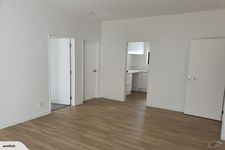 Photo of property in 11 St Claire Road, Silverdale, 0932