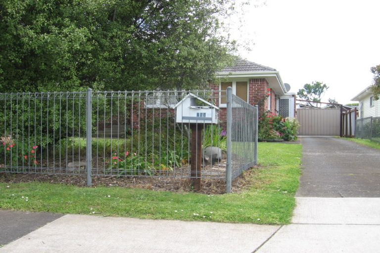 Photo of property in 231 Puhinui Road, Papatoetoe, Auckland, 2025