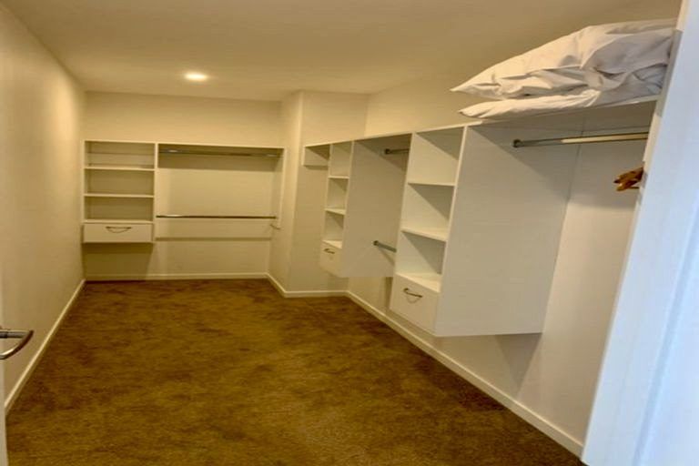 Photo of property in 50 Corricvale Way, Northcross, Auckland, 0630