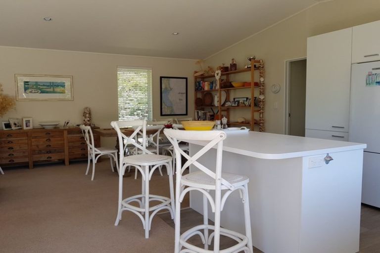 Photo of property in 20 Taranga Road, Langs Beach, Waipu, 0582