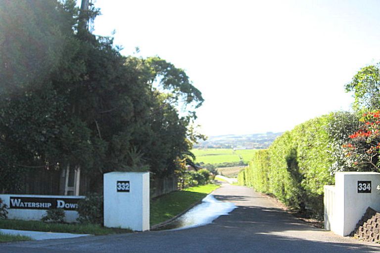 Photo of property in 332d Redoubt Road, Totara Park, Auckland, 2019