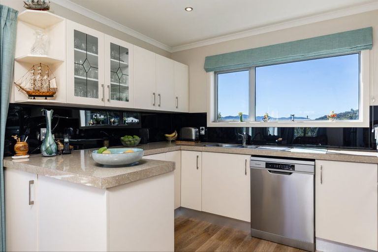 Photo of property in 255 Waikawa Road, Waikawa, Picton, 7220