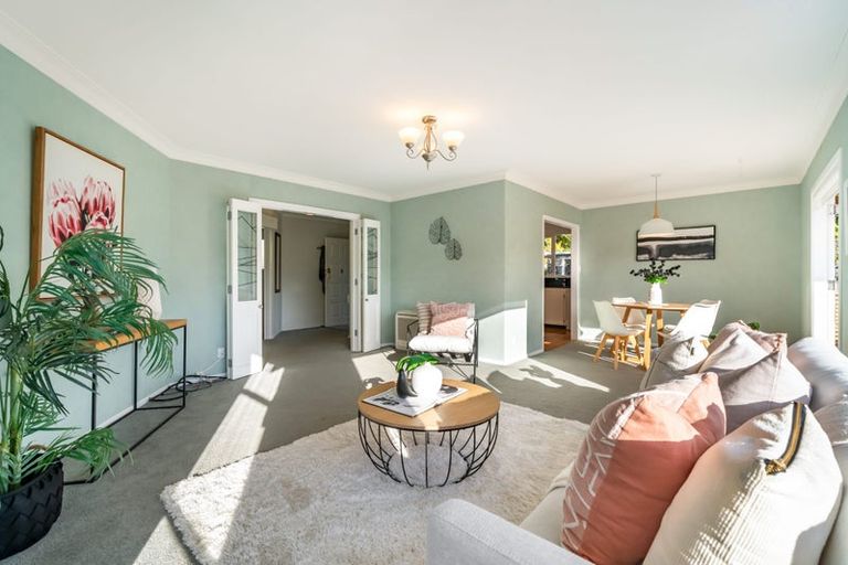 Photo of property in 17a Blue Mountains Road, Silverstream, Upper Hutt, 5019