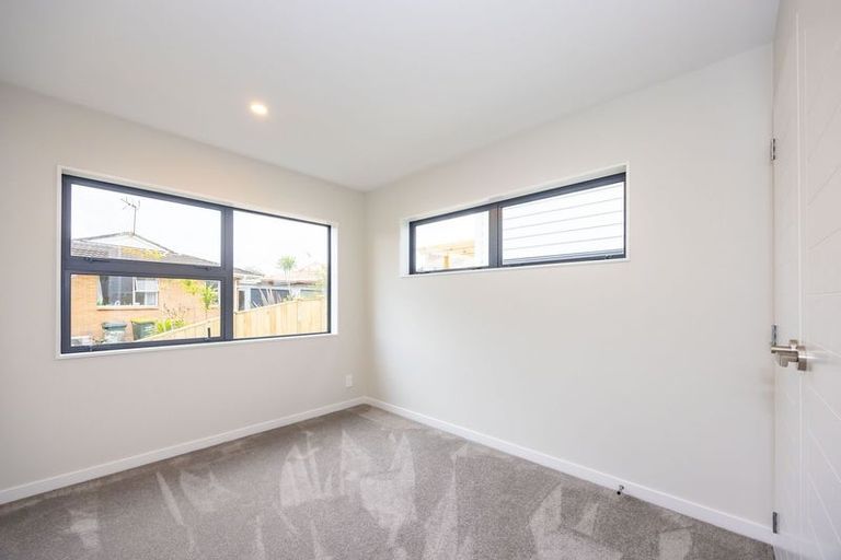 Photo of property in 34a Hellyers Street, Birkdale, Auckland, 0626